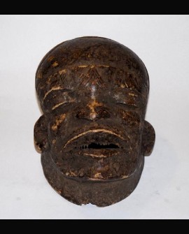 Makonde Lipiko Helmet Mask